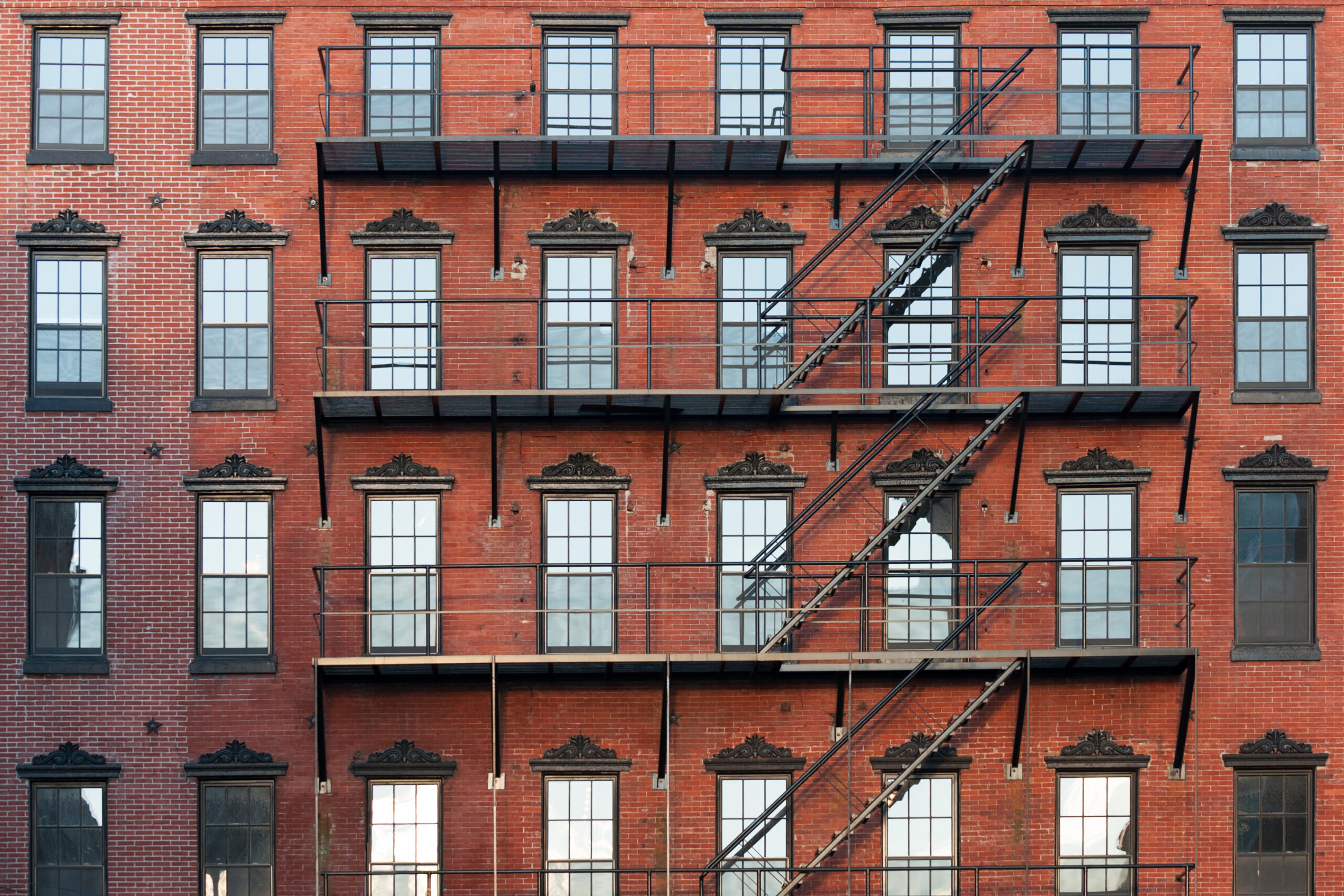 Can Apartment Complexes Be Sued for Crimes on Their Property?